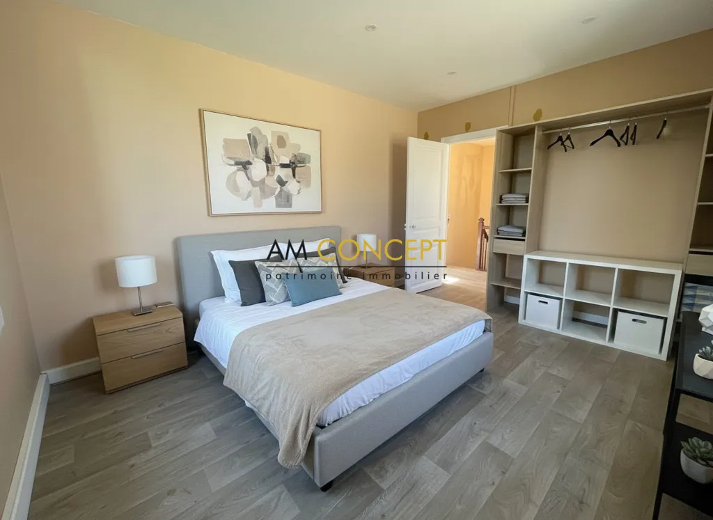 Magamistoad - 5-Piece House with Garden in Nice West