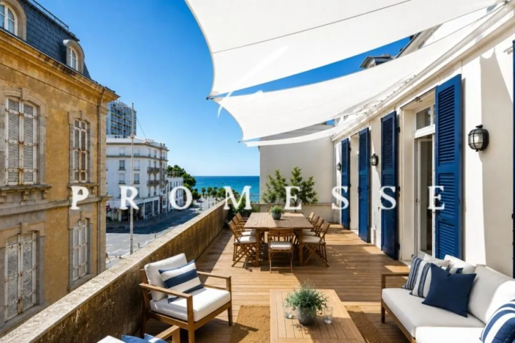 Rõdu - 19th-Century Townhouse with Ocean View in Biarritz