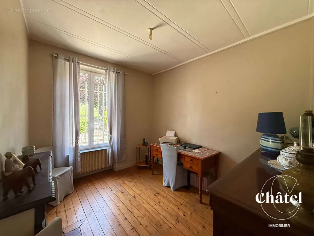 Bureau - Maison de Maître en Pierre avec Jardin Constructible