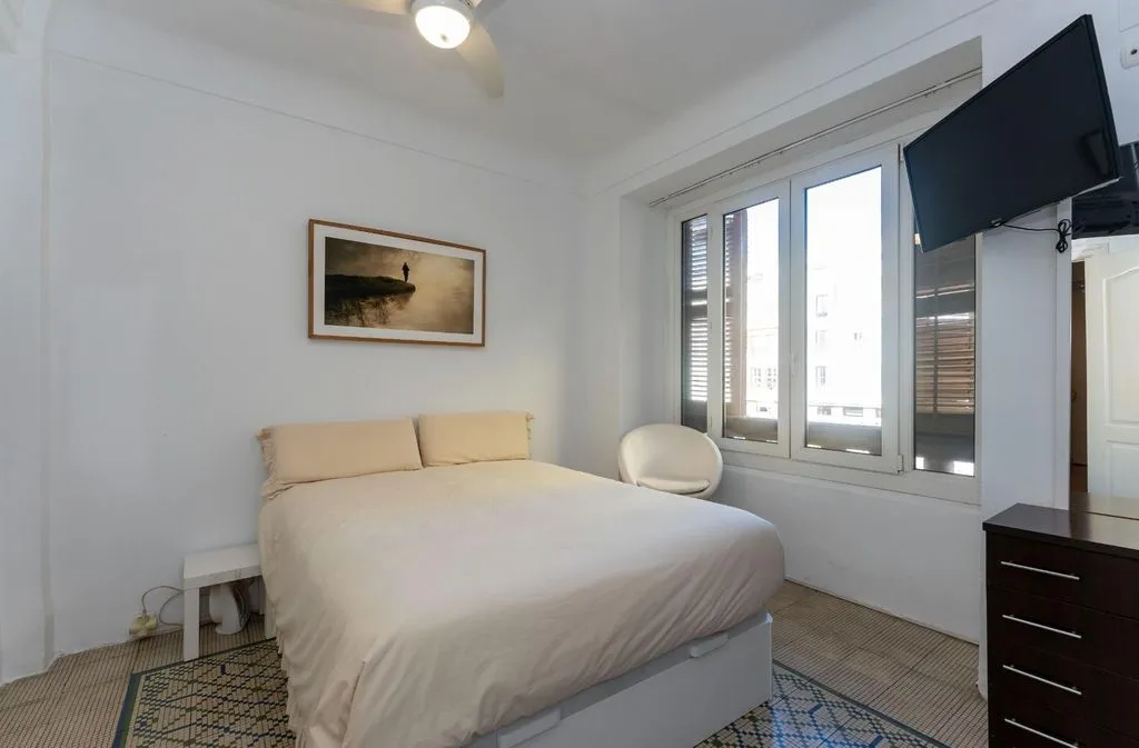 Bedrooms - Luxury Apartment with City View in Málaga