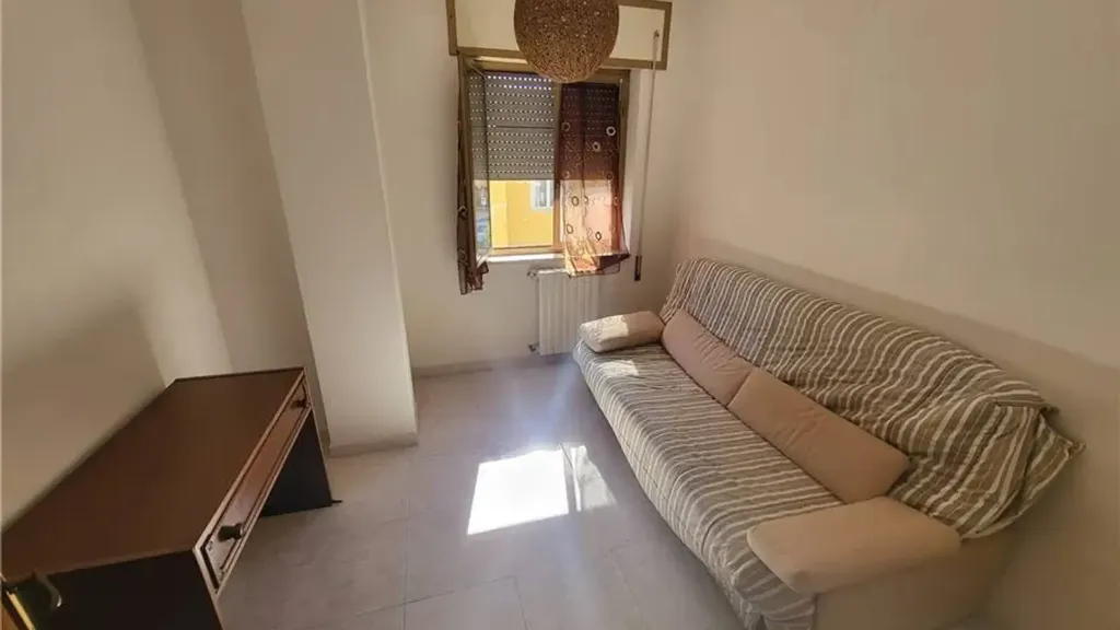 Appartement 6 pièces à IT