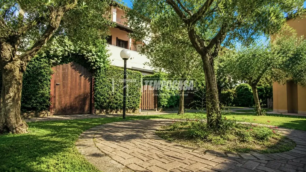 Jardin - Bright Triplex with Balcony in Lugana, Sirmione