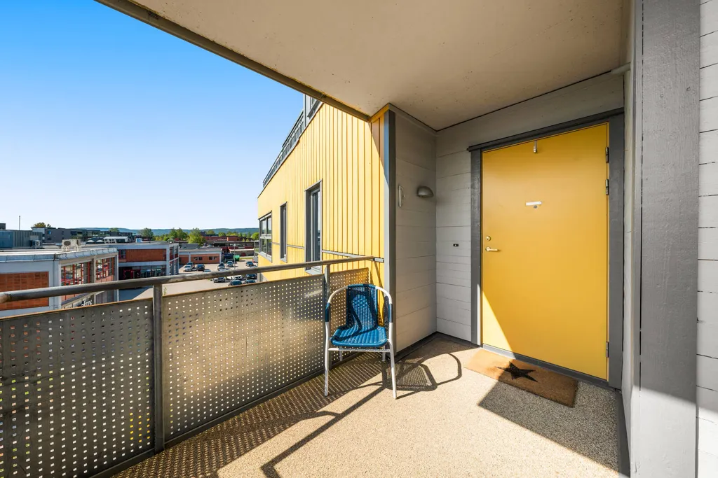 Rõdu - Modern 4-Bedroom Flat in Nannestad