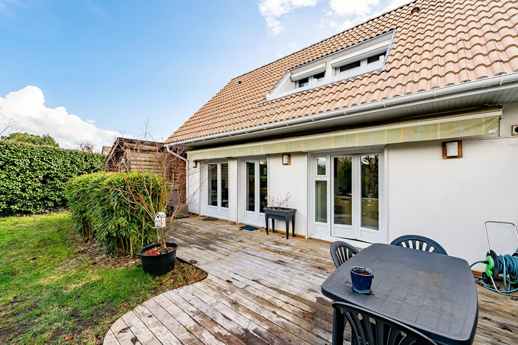 Terrass - House with Balcony in Eysines