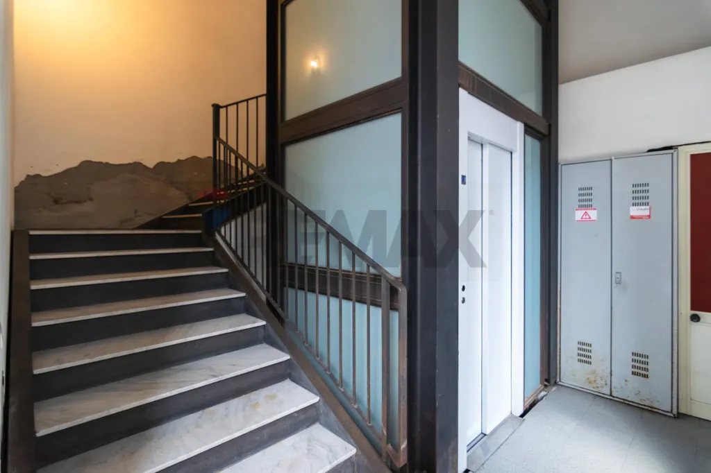 Toad - Modernised Apartment with Terrace in Catania