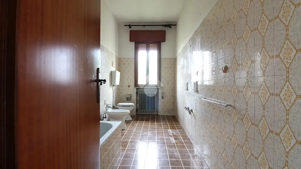 Salles de bain - Rustic House with Private Garden in Roncade