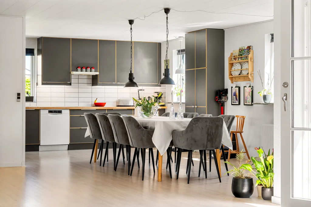 Sala da pranzo - Villa with Terraces in Haslev