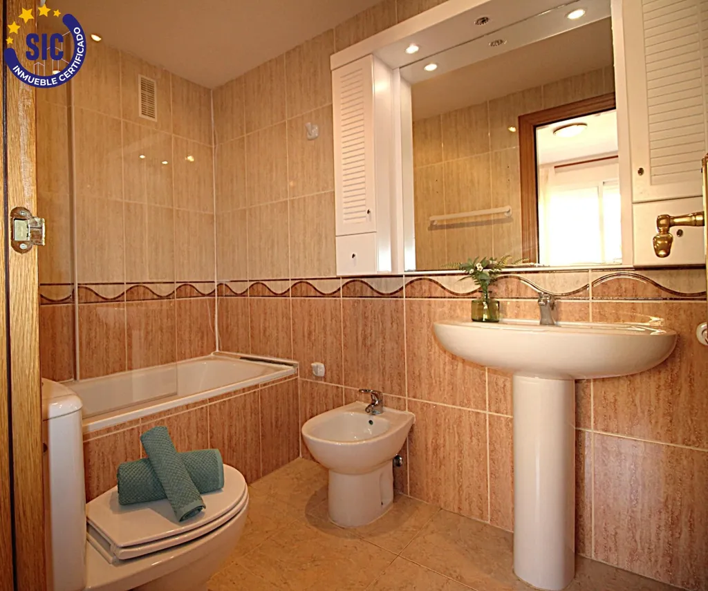 Vannitoad - Beachfront Apartment with Sea View in Marina D'Or