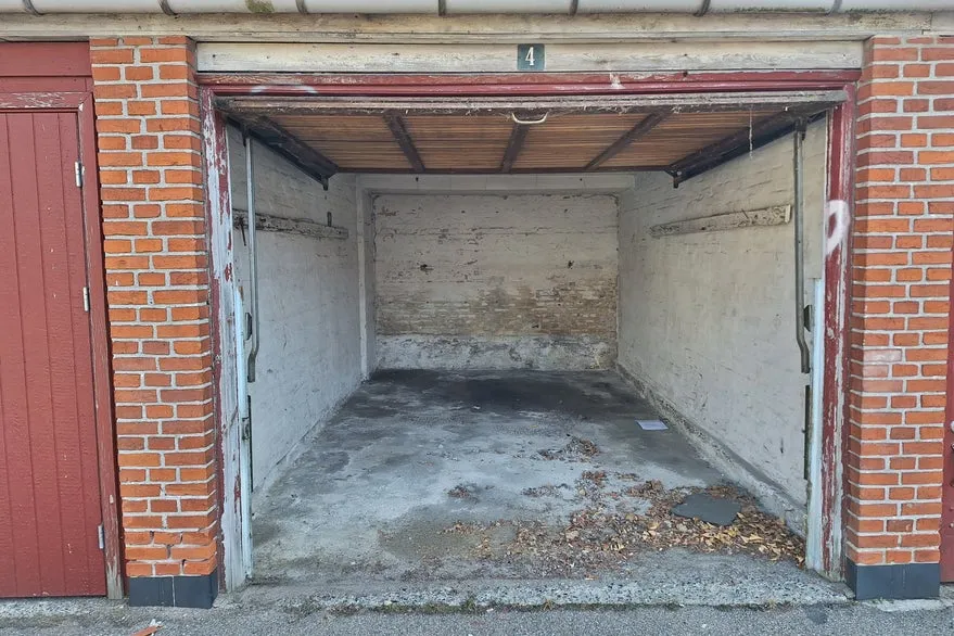 Garage - Garages and Parking in Copenhagen NV