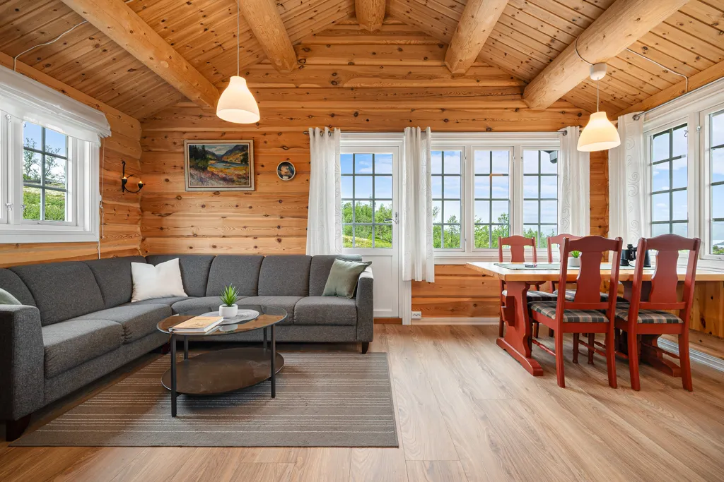 Séjour - Traditional Timber Cabin with Mountain Views in Ålen