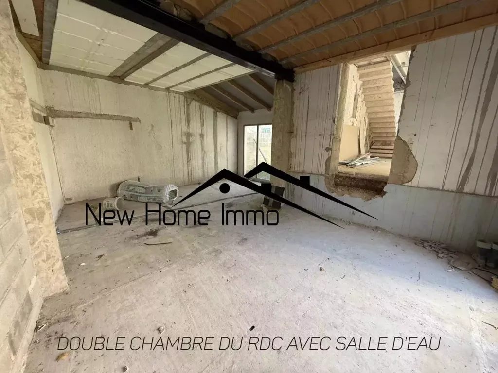 Toad - Luxury Villa with Pool Potential in Marseille