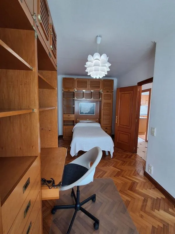 Bureau - Duplex with Terrace in Ferrol's Heart