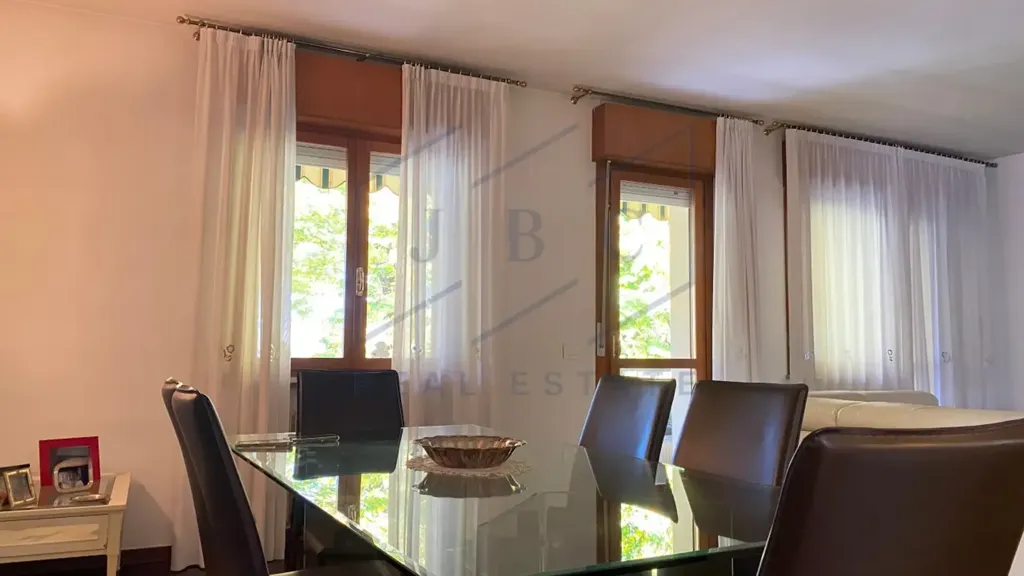 Söögituba - Penthouse with Triple Exposure in Oderzo