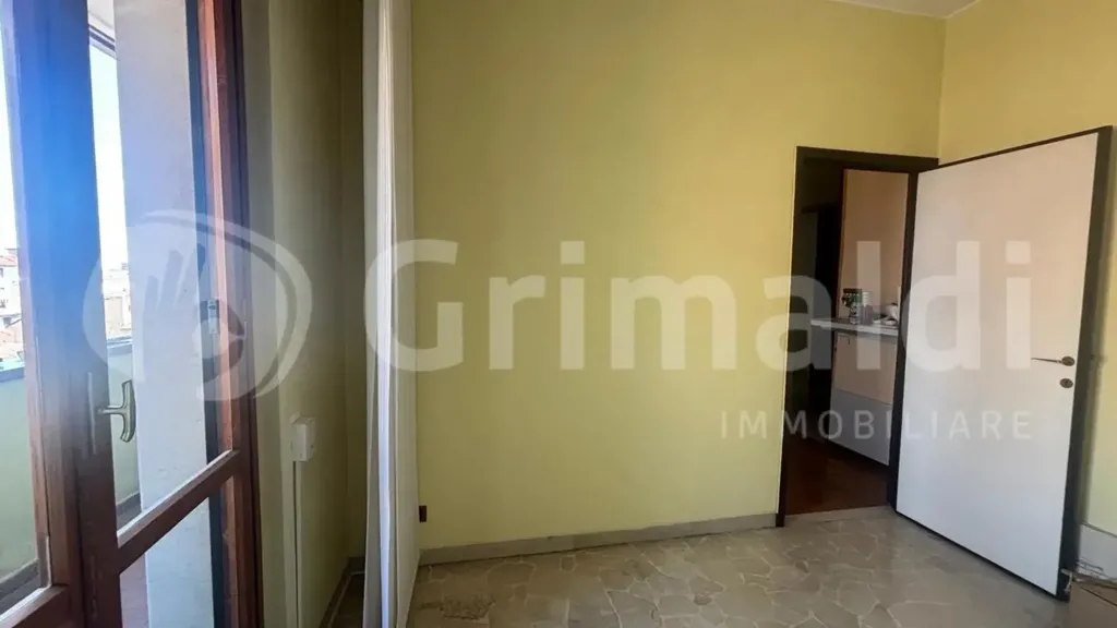Toad - Apartment with Triple Aspect in Abbiategrasso