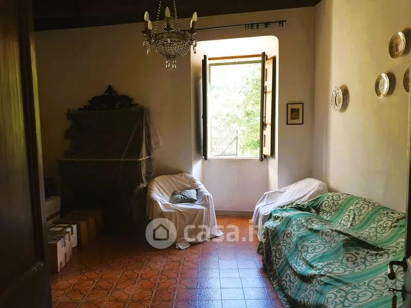 Elutuba - Duplex Apartments with Terrace in Guarcino