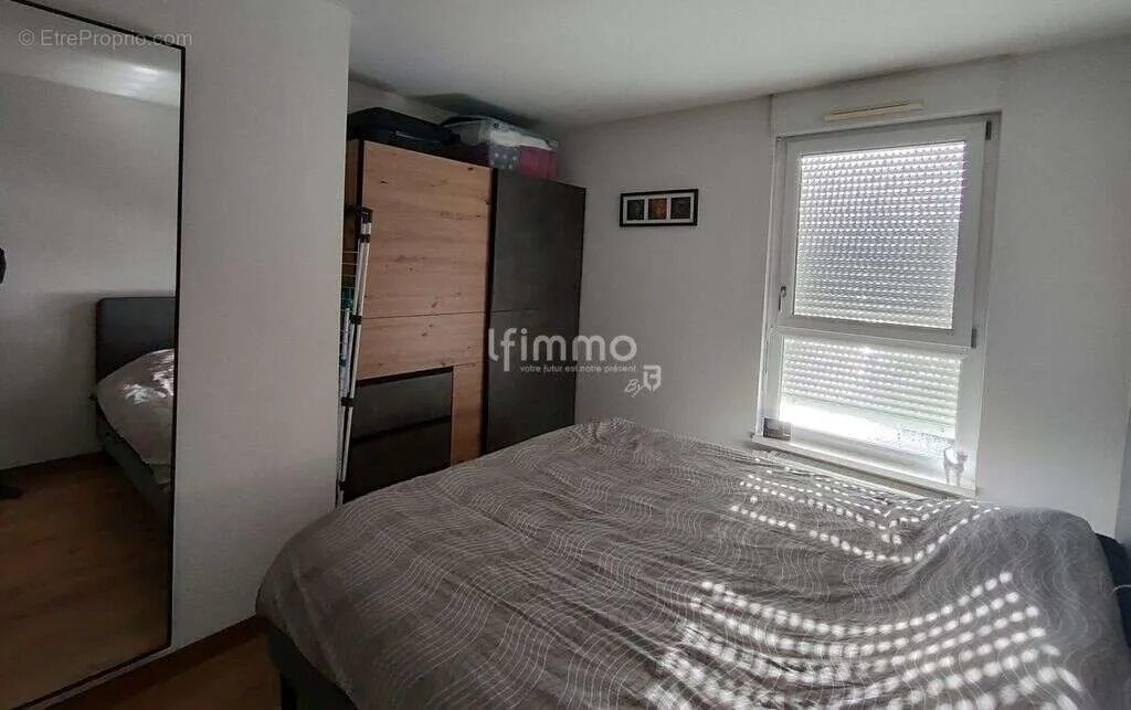 Chambres - Appartement Basse Consommation avec Garage à Bischwiller