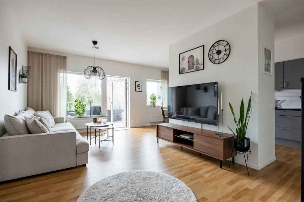 Elutuba - Penthouse Flat with South-West Balcony in Gavelläge
