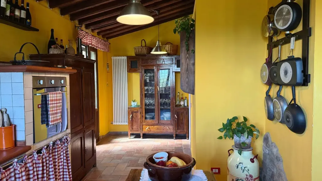 Cuisine - Restored Rustico with Panoramic Views in Capannori