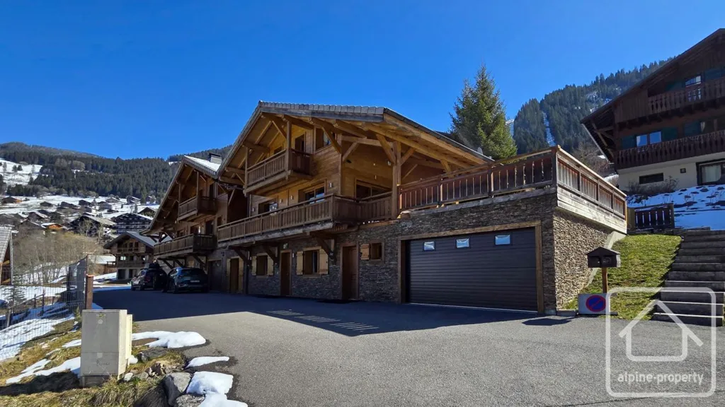 Välivaade - Contemporary Chalet with Jacuzzi in Châtel