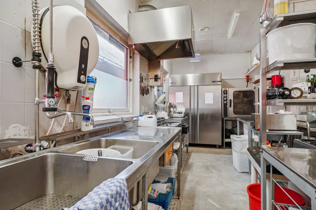 Kitchen - Restaurant with Sea View in Ellinge Lyng