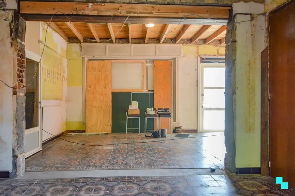 Stanze - Commercial Unit with Kitchenette in Gits
