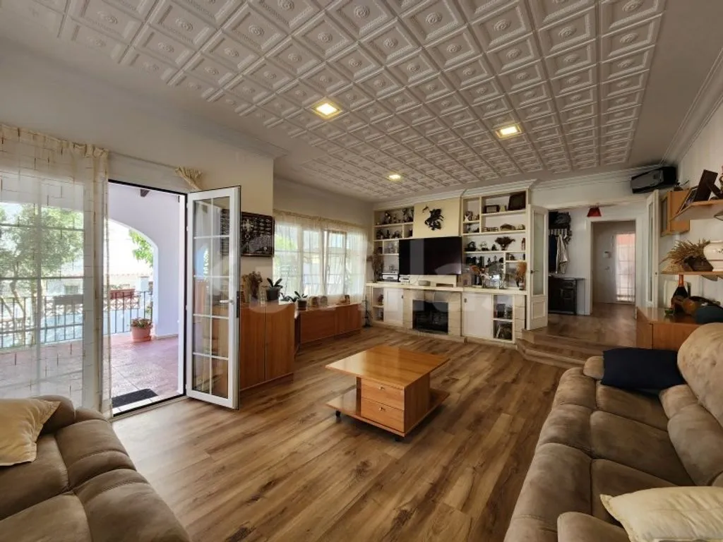 Elutuba - Chalet with Pool in Es Castell, Mallorca