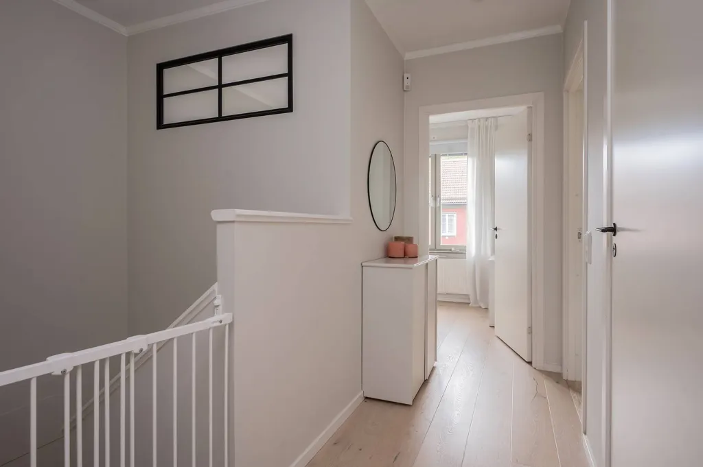 Esik - Terraced House with Garden in Tullinge