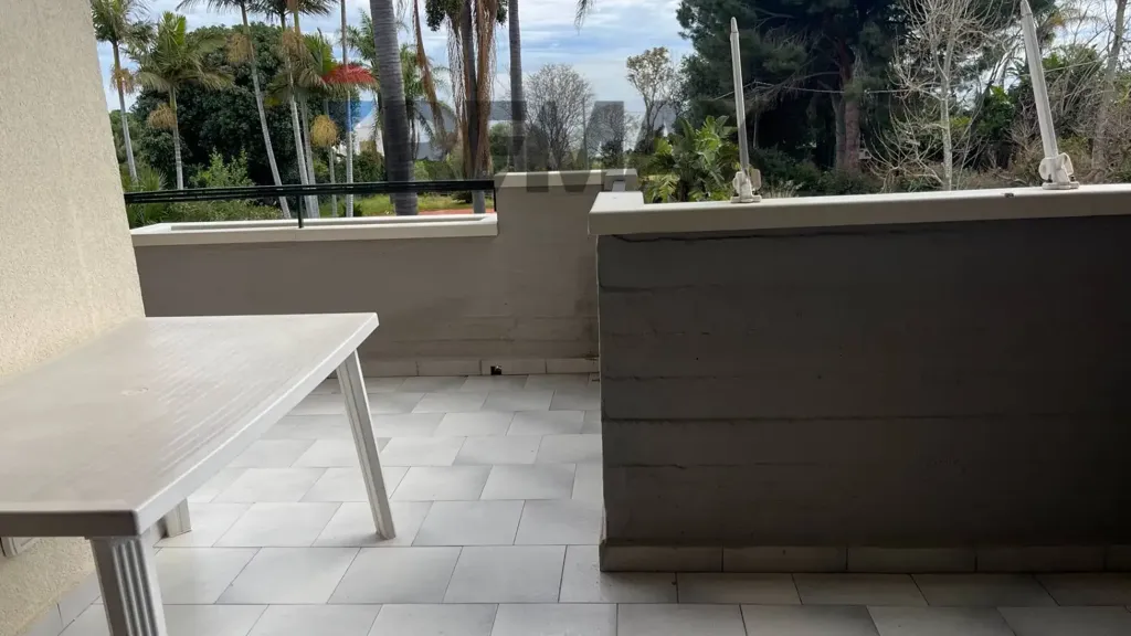Rõdu - Two-Bedroom Apartment with Sea View in Acireale