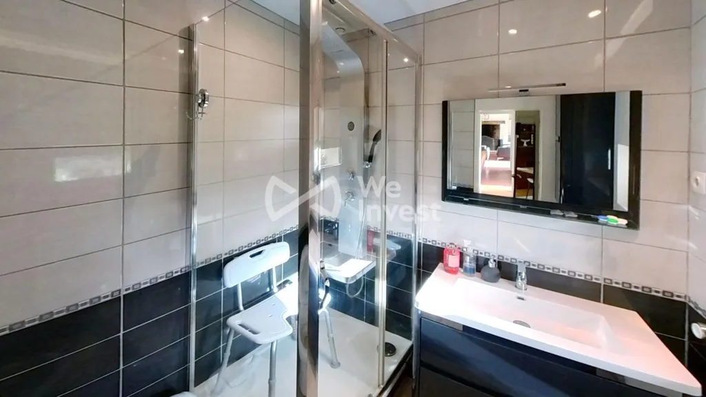 Vannitoad - Renovated Stone House with Pool in Marigné-Laillé