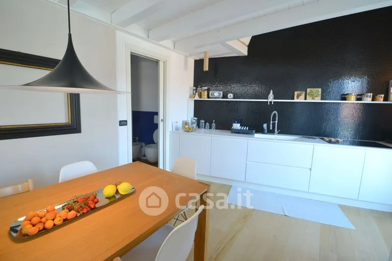 Cuisine - Rustic House with Private Garden in Spilimbergo