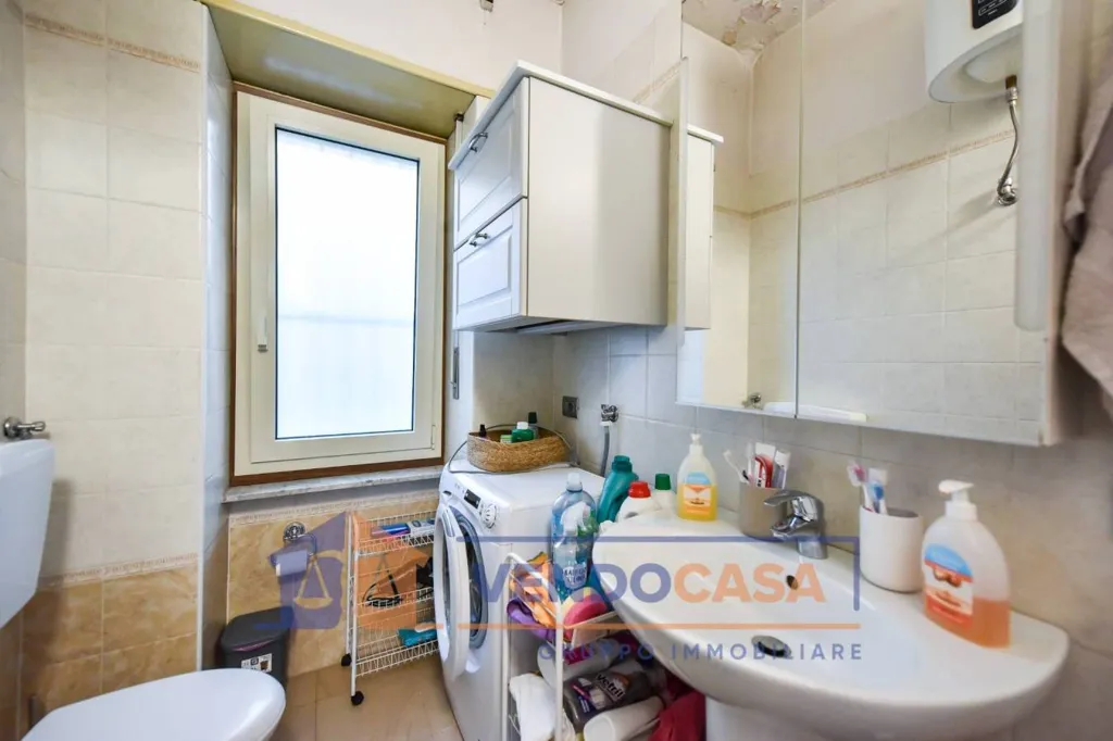 Salles de bain - Central Trilocale with Balcony in Turin
