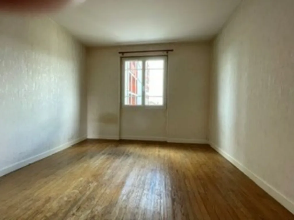 Pièces - Appartement 5 Pièces avec Ascenseur à Clermont-Ferrand