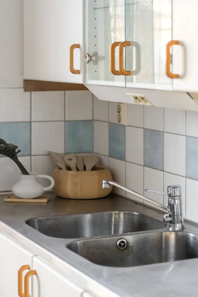 Kitchen - 1930s Charm Flat in Haga Norra, Solna