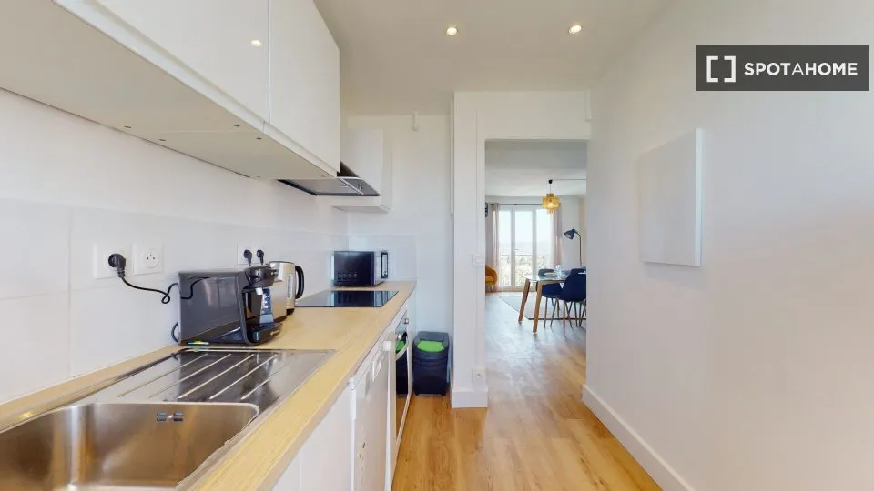 Cuisine - Appartement à Louer à Marseille