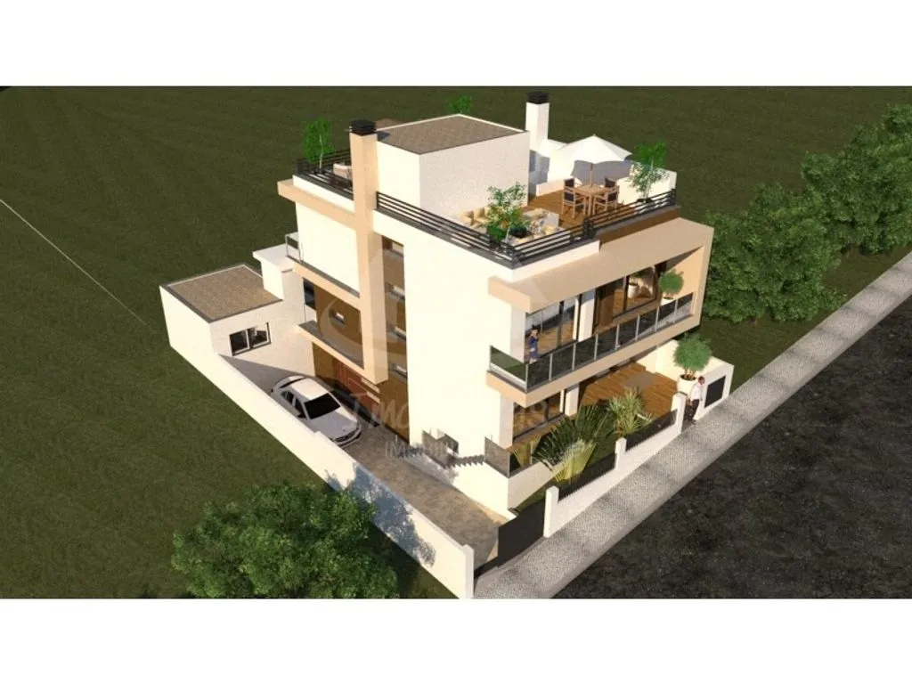 Luxury House with Rooftop in Loures