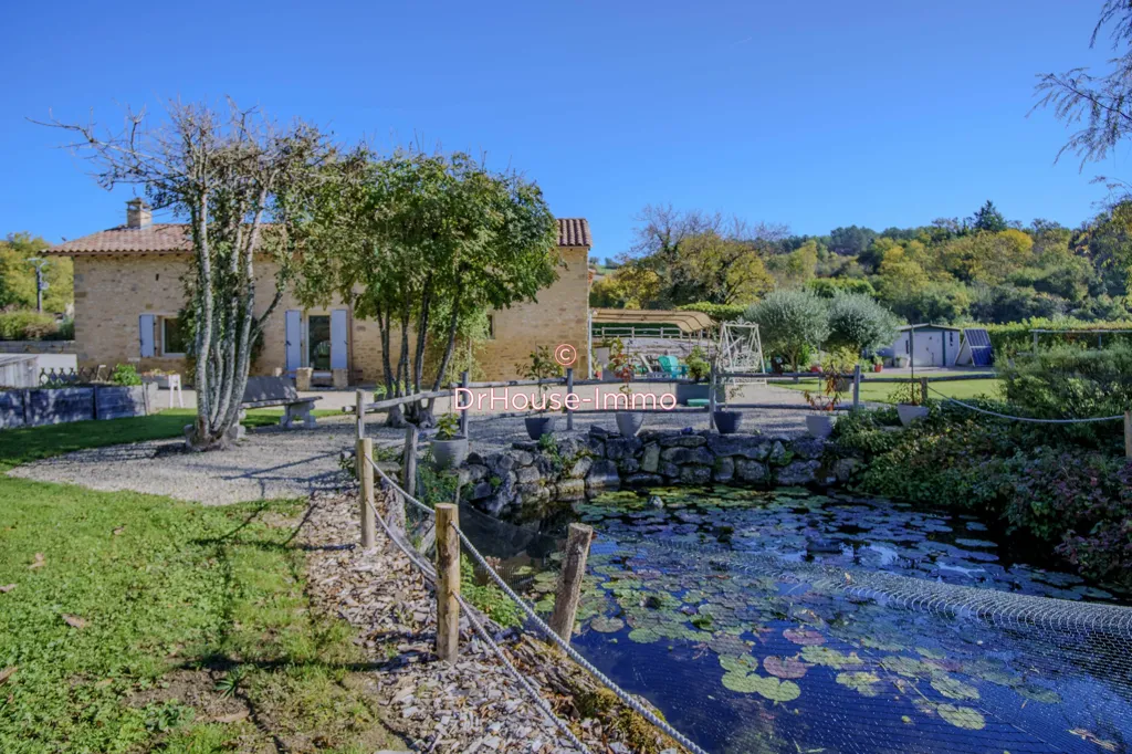 Garden - 16th Century Mill with Pool in Montignac