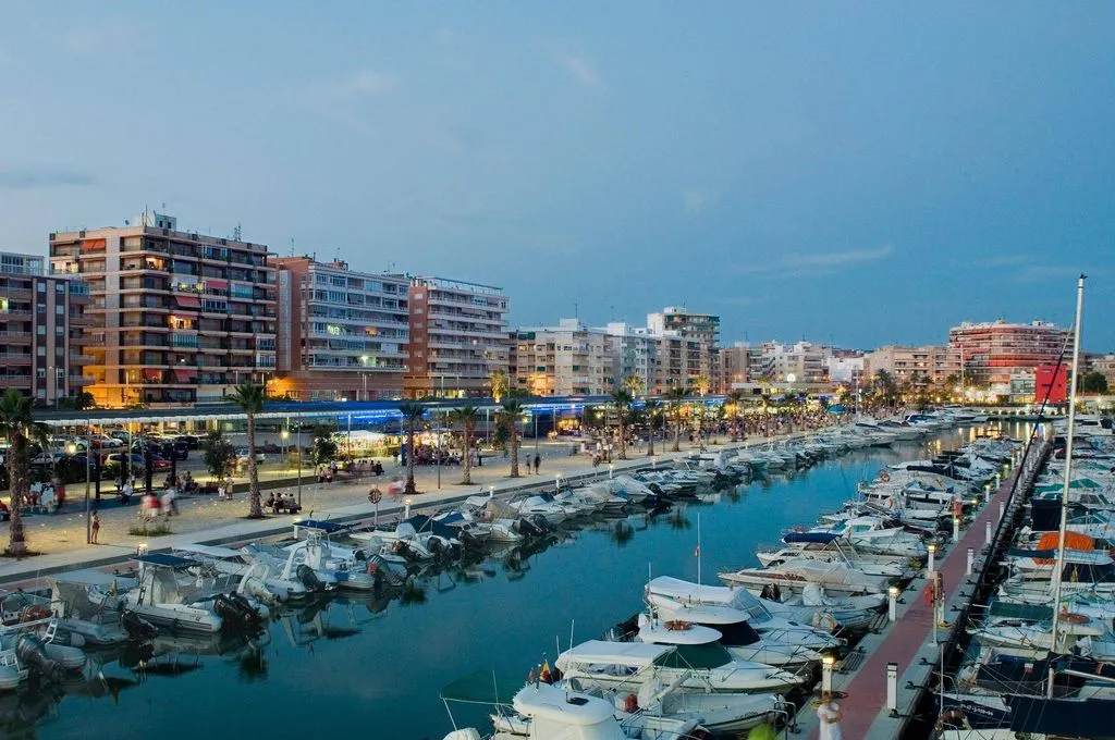 Luxury Apartment with Pool in Santa Pola