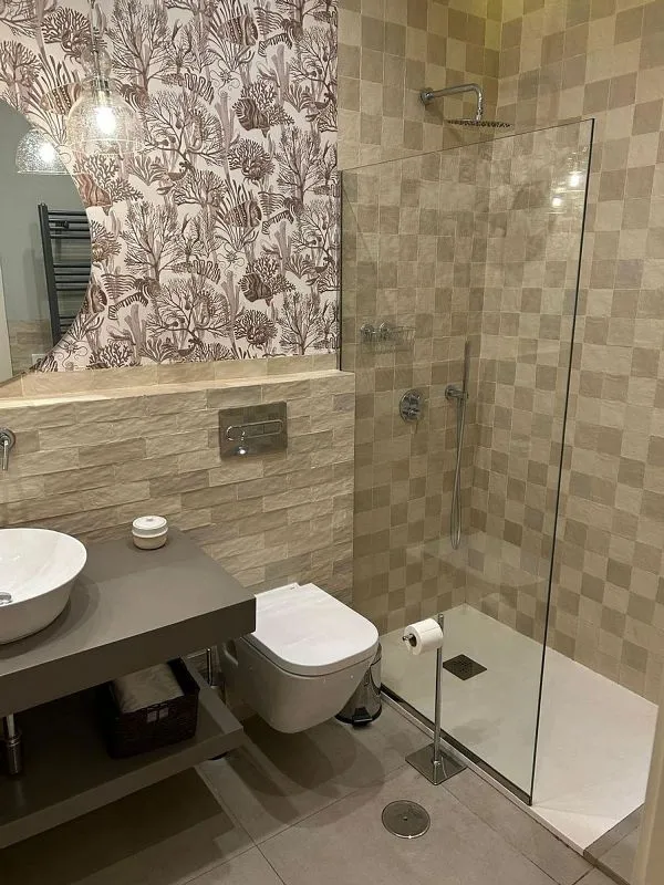 Salles de bain - Furnished Flat with Balcony in Cortes - Huertas