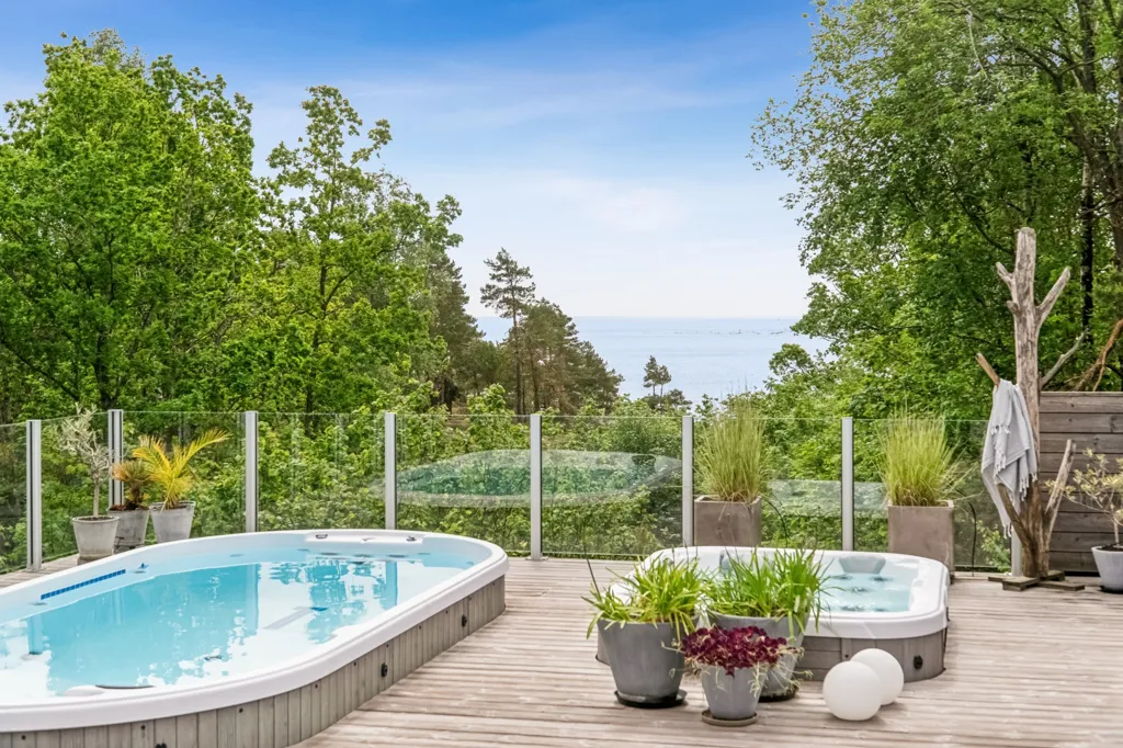 Piscine - Architect-Designed House with Sea View in Larvik