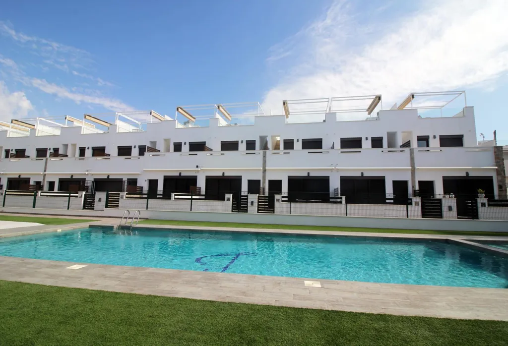 Välivaade - Residential Complex with Private Pool in Pilar de la Horadada