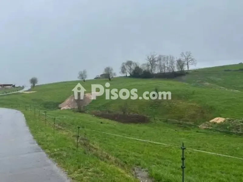 Garden - Rustic Property with Potential for Development in Onís