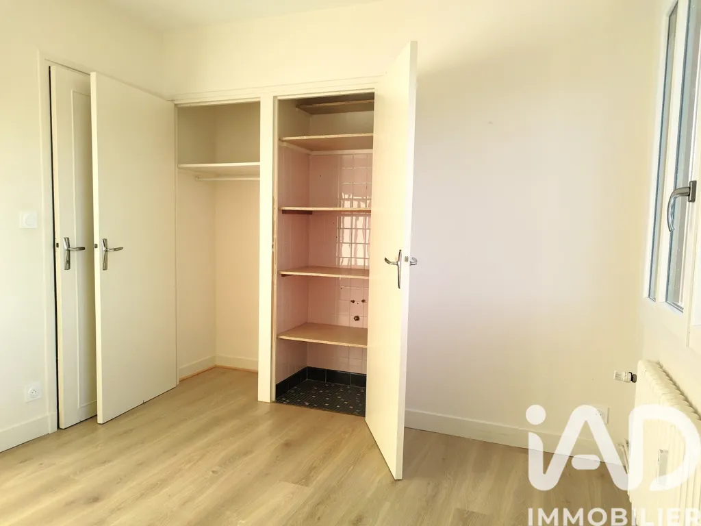 Toad - Spacious Apartment with Balcony in Millau