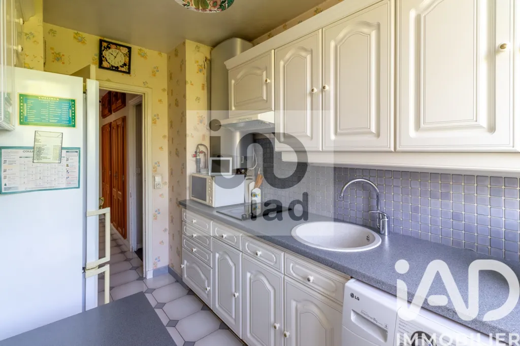 Cuisine - Appartement 4 Pièces avec Terrasse Sud dans Environnement Calme