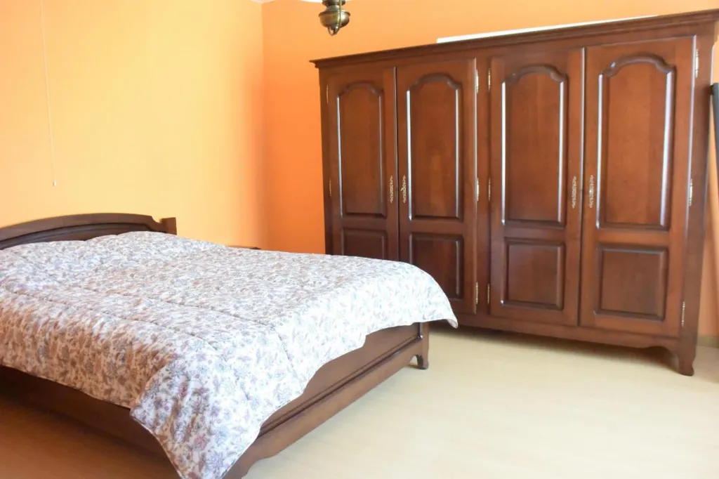 Chambres - Villa avec Terrasse et 4 Façades à Proximité