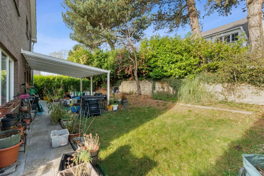 Jardin - Villa à Rénover dans un Quartier Calme à Sterrebeek