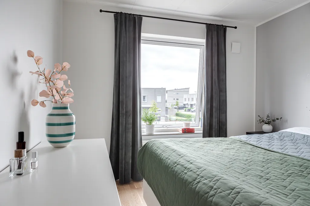 Schlafzimmer - Apartment with South-Facing Terrace in Skegrie