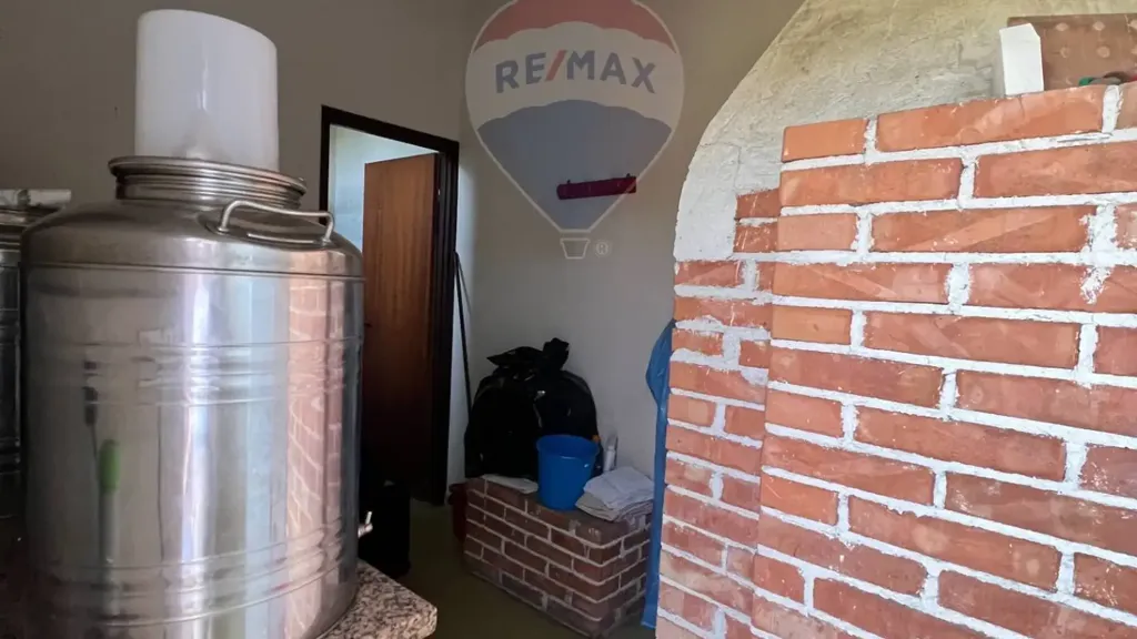 7-room house in IT