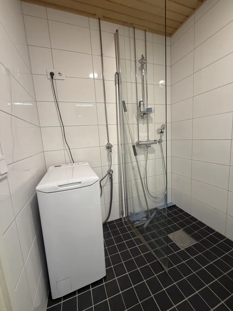 Vannitoad - Efficient Studio with City Views in Tampere Centre