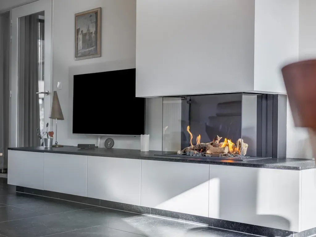Elutuba - Modern Open-Plan House in Kanne