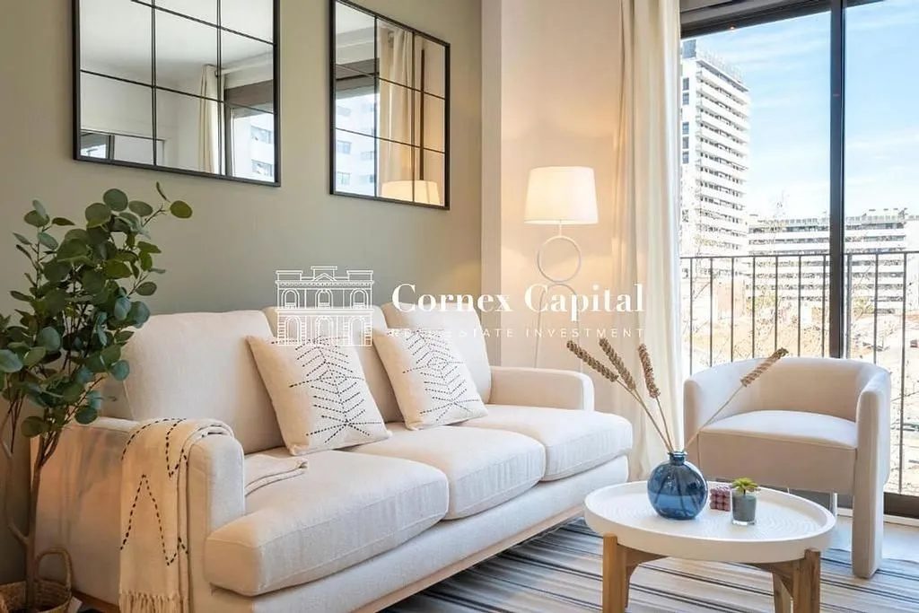 Elutuba - Apartment with Pool in Poblenou, Barcelona